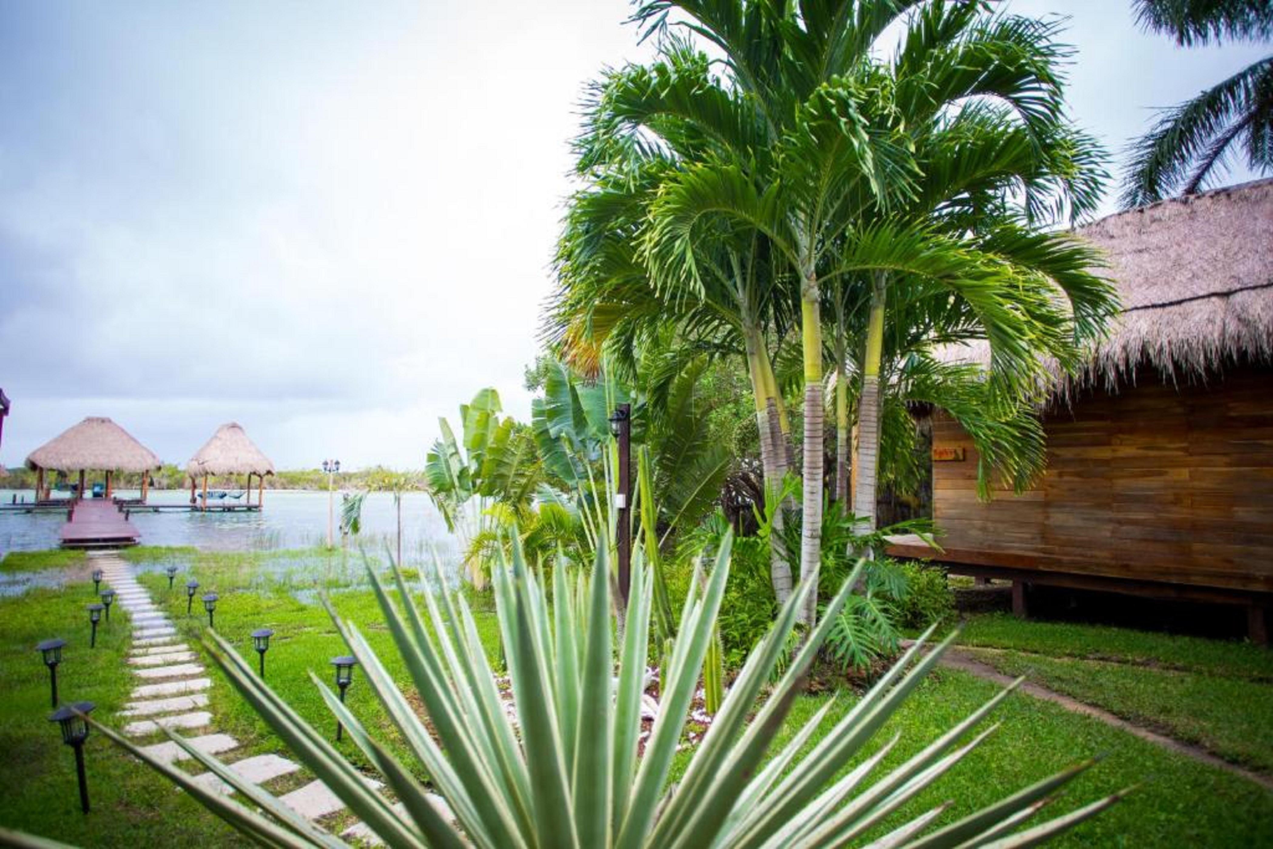 Casa Shiva Bacalar By Mij Bed & Breakfast Exterior photo
