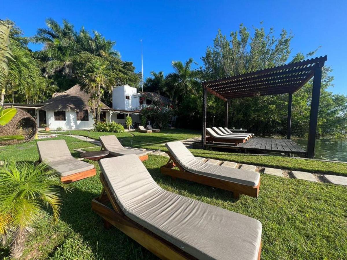 Casa Shiva Bacalar By Mij Bed & Breakfast Exterior photo